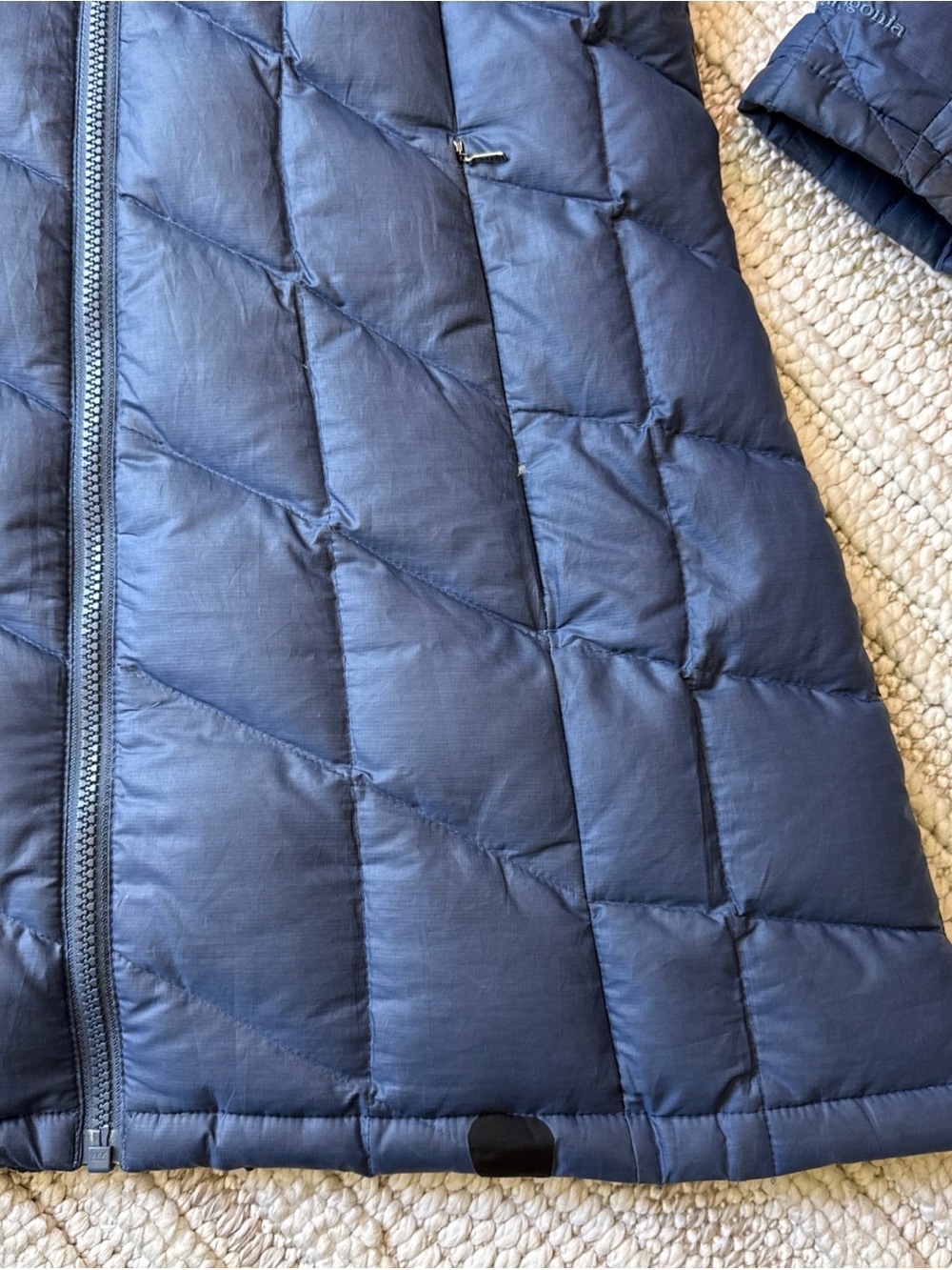 Patagonia Womans Tres Parka Goose Down Women’s Large Navy Blue Jacket Read Desc - Picture 5 of 16